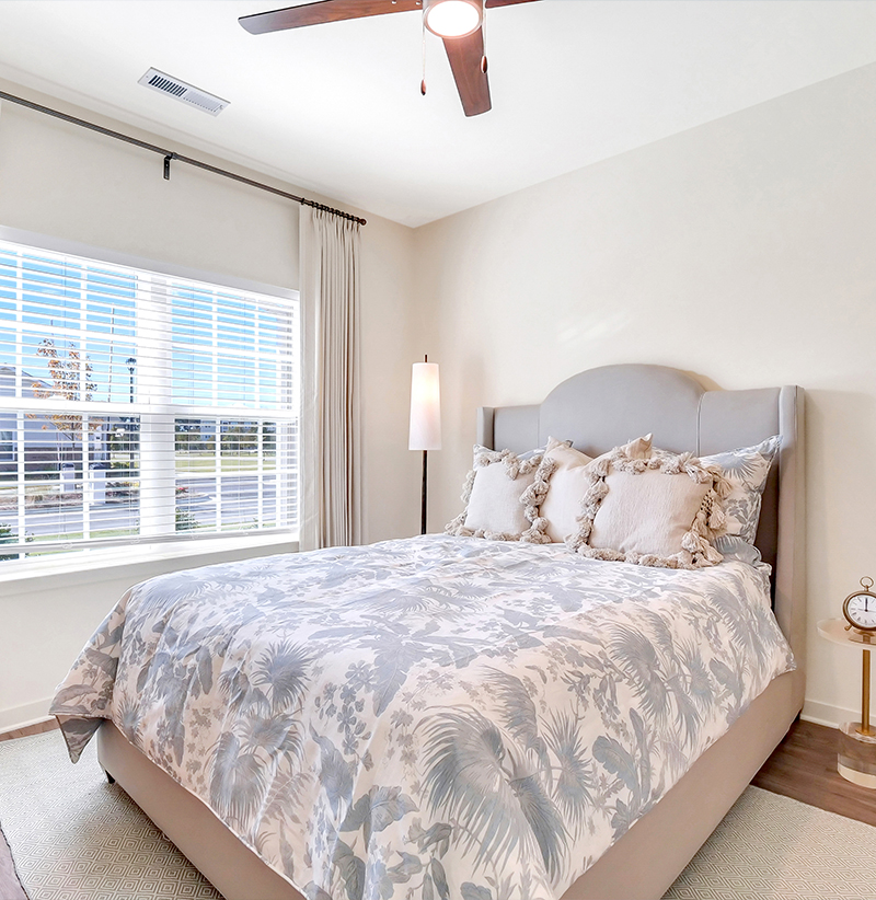 why-us-2 Encore at Beacon Place Single Story Apartments - Interior Furnished Bedroom